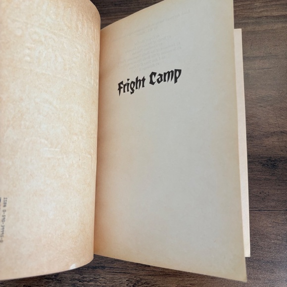 * VINTAGE R.L. Stine GOOSEBUMPS Series 2000 #8 Fright Camp Book 1st Print 1998 * - Picture 6 of 7